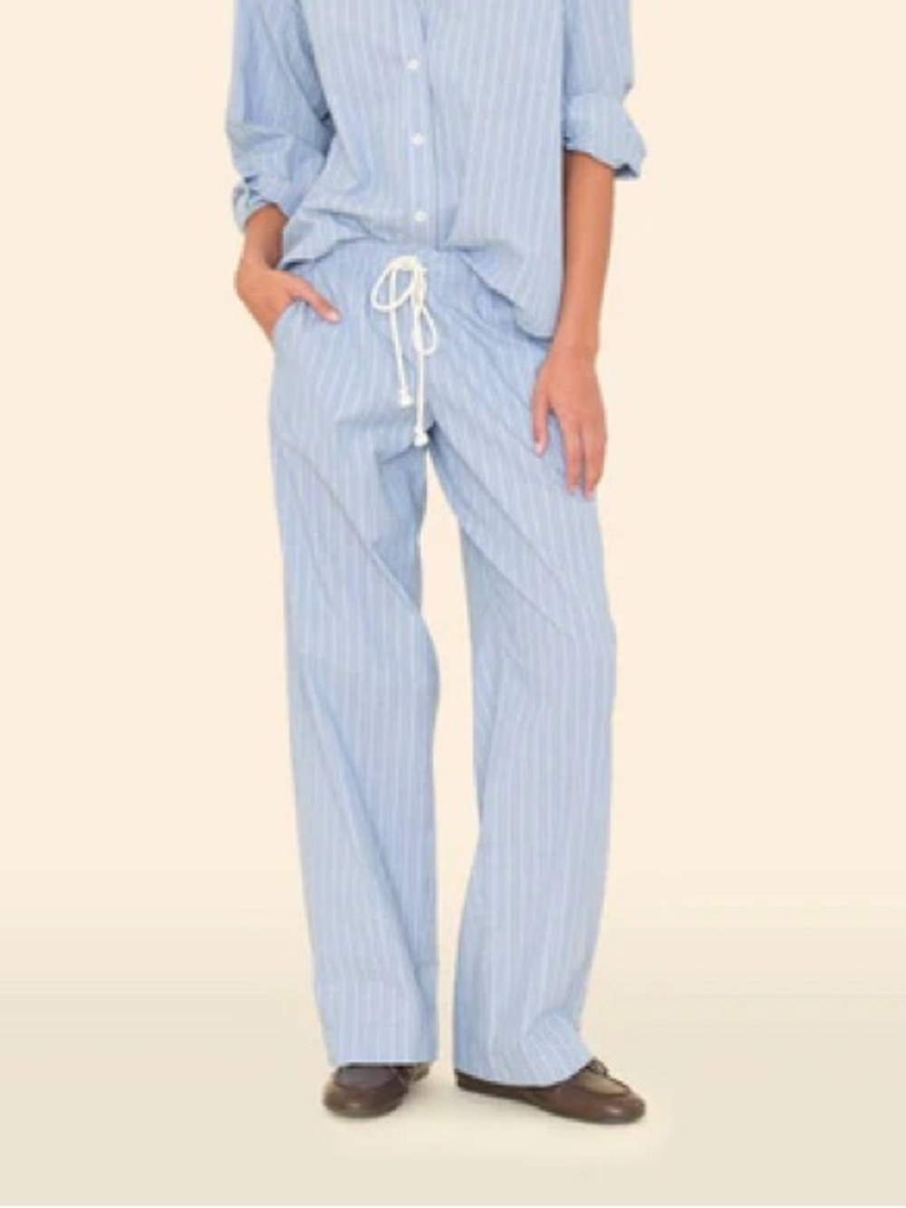 Xirena NEW brinna straight leg pull on pant in chambray teal stripe